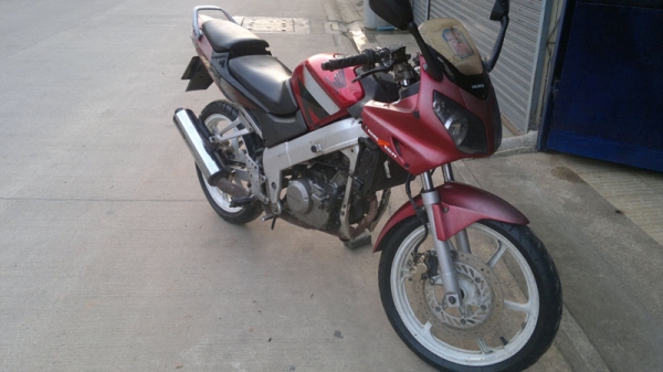 ขาย CBR150 เดิมๆ 23500 บาท