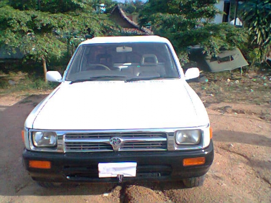 ขาย TOYOTA กระบะตอนเดียว เครื่อง 2L แอร์เย็น สีใหม่ ไม่ผุ ขาย TOYOTA กระบะตอนเดียว เครื่อง 2L แอร์เย็น สีใหม่ ไม่ผุ