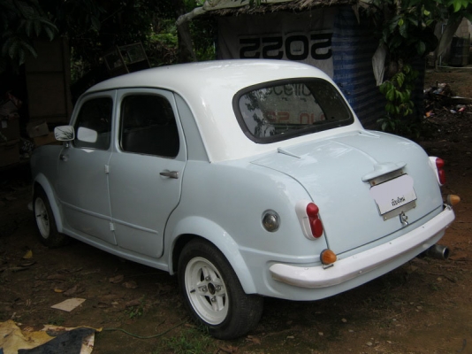 ขายรถเฟียตโบราณ ท้ายมน