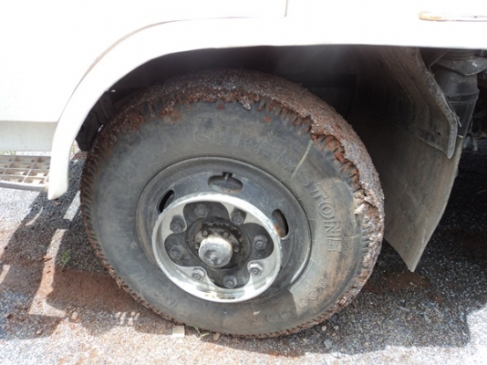 ขาย HINO หกล้อ