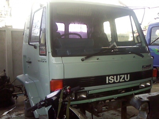 มีรถหกล้อดั้มพ์ขาย มีอะไหล่หกล้อสิบล้อขาย