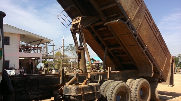 ขายรถ นิสสัน UD CW30MHR 225 PH ดั๊ม 2 เพลา