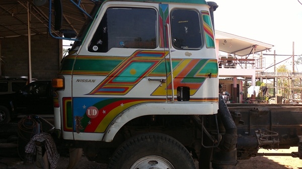 ขายรถ นิสสัน UD CW30MHR 225 PH ดั๊ม 2 เพลา