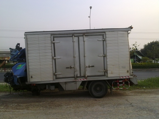 ขาย ISUZU NKR ปี 2001