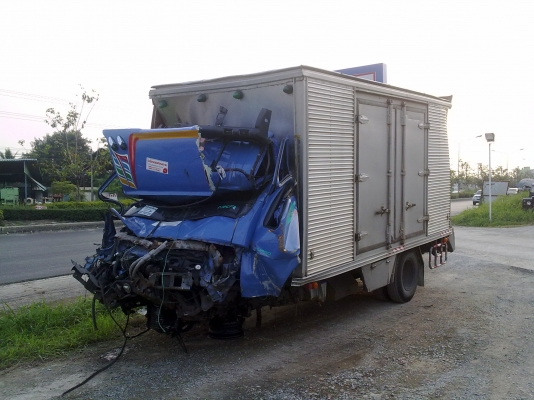 ขาย ISUZU NKR ปี 2001 ขาย ISUZU NKR ปี 2001