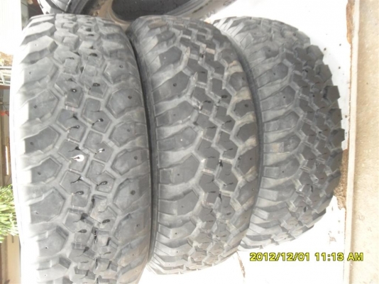 ขายยาง  MAXXIS LT 285/75 R16 ปี 10