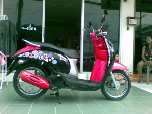 Scoopy – i ปี 2554 รถสวยประหยัดน้ำมัน 25900 บาท Scoopy – i ปี 2554 รถสวยประหยัดน้ำมัน 25900 บาท