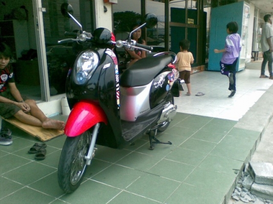 Scoopy – i ปี 2554 รถสวยประหยัดน้ำมัน 25900 บาท Scoopy – i ปี 2554 รถสวยประหยัดน้ำมัน 25900 บาท