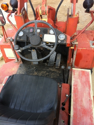 ขายรถตักล้อยาง TOYOTA SDT15 สภาพดี พร้อมใช้