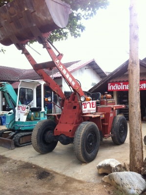 ขายรถตักล้อยาง TOYOTA SDT15 สภาพดี พร้อมใช้