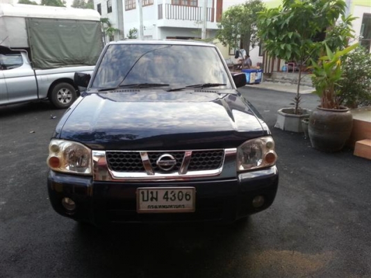 Nissan Frontier ปี03 เครื่อง 2700 สีน้ำเงิน พาวเวอร์ ยางดี 4 เส้น สภาพภายในสวย เครื่องดีขับดี ไม่ผิดหวัง ราคาต่อรองได้คับ