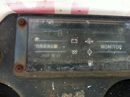 ขายรถขุด HANIX SB300 สภาพดี พร้อมใช้