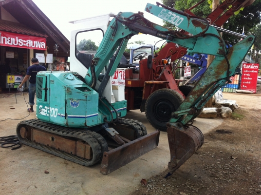 ขายรถขุด HANIX SB300 สภาพดี พร้อมใช้