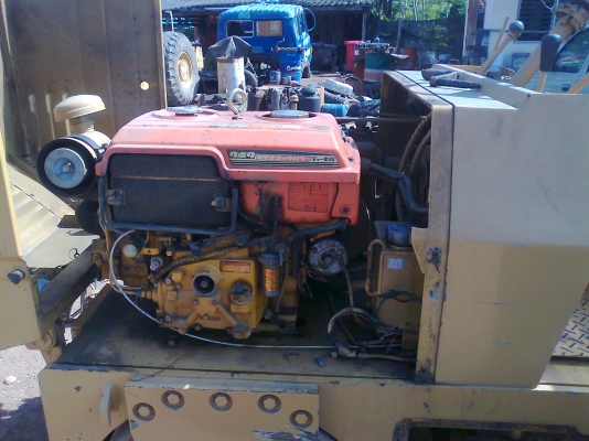 ขายด่วน!..รถบดอัดสั่นสะเทือน KOMATSU JV32W-1A ใช้งานดี.