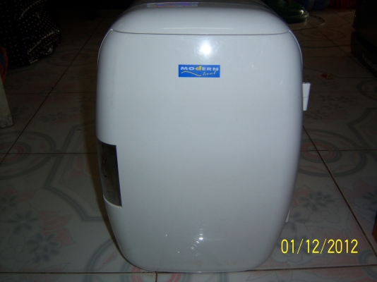 ตู้เย็นเล็กพกพา Modern Kool