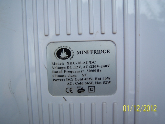 ตู้เย็นเล็กพกพา Modern Kool