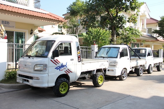 จำหน่ายรถ อะไหล่  ตกแต่ง  >>>รถกระป้อ4x4 <<<<<