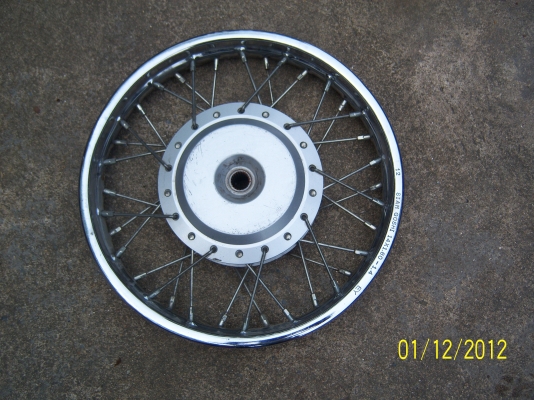 ล้อรถจักรยานยนต์ ฟีโน่