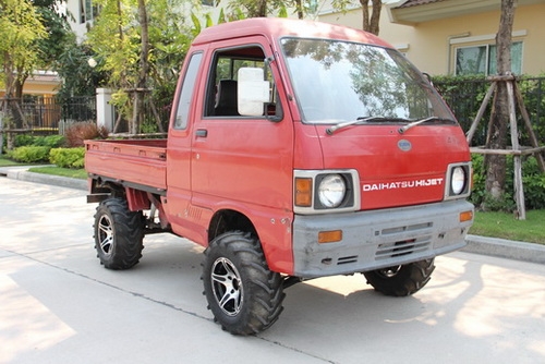 จำหน่ายรถ อะไหล่  ตกแต่ง  >>>รถกระป้อ4x4 <<<<<