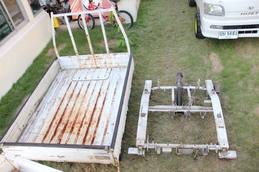 จำหน่ายรถ อะไหล่  ตกแต่ง  >>>รถกระป้อ4x4 <<<<<