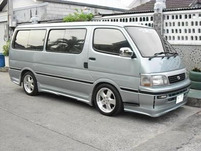 ขายดาวน์รถตู้หัวจรวดปี95.แต่งนิดหน่อยคับ ขายดาวน์รถตู้หัวจรวดปี95.แต่งนิดหน่อยคับ