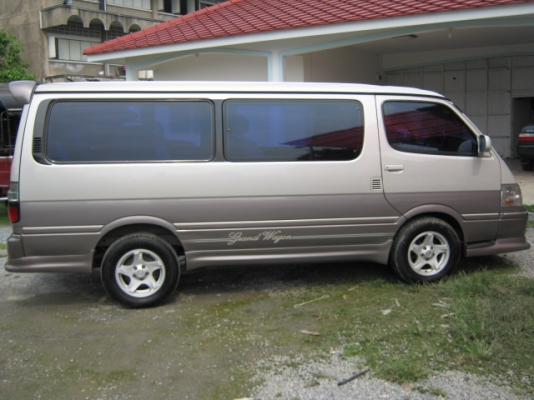 Grand Wagon ปี03(2546) รุ่นท๊อป ABS ประตูดูด เบาะหนังแท้ วิ่งน้อย มือเดียวออกห้าง ต่อรองได้ครับ Grand Wagon ปี03(2546) รุ่นท๊อป ABS ประตูดูด เบาะหนังแท้ วิ่งน้อย มือเดียวออกห้าง ต่อรองได้ครับ