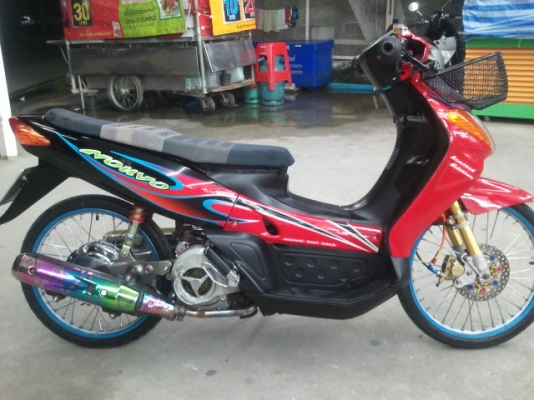 ขาย นูโว (ตัวเก่า) สีแดงดำ สภาพแจ๋มๆ พร้อมใช้ ราคา23500 บาท