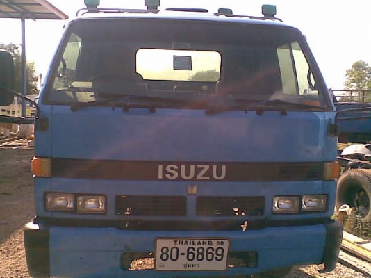 ขายหัวเก๋ง NPR สภาพดี ไม่มีผุ อุปกรณ์ครบ เจ้าของจะยกลงเปลี่ยนใหม่