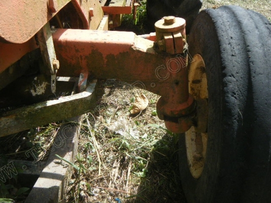 รถไถ ยี่ห้อ MASSEY รุ่น MF275