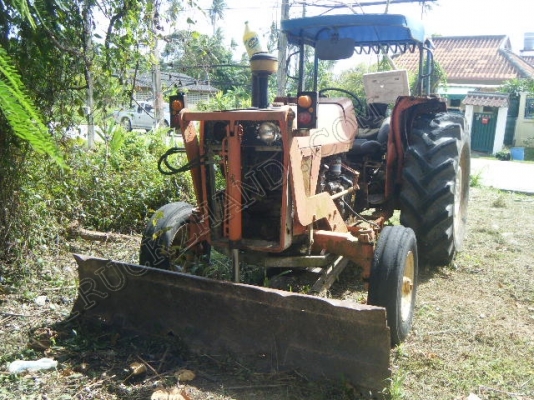 รถไถ ยี่ห้อ MASSEY รุ่น MF275