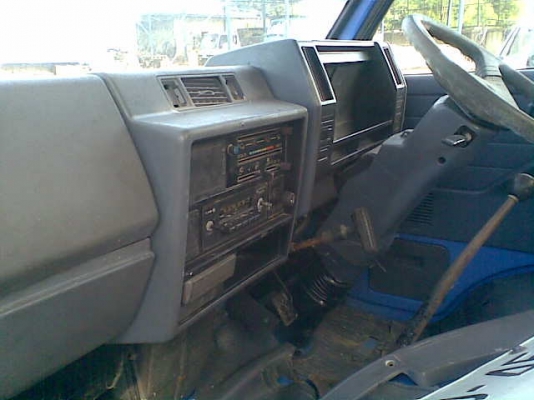 ขายหัวเก๋ง NKRหัวเก่าสภาพดี เก็บงานสีแล้ว อุปกรณ์ครบ ยกหัวได้