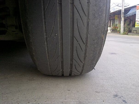 ขายแม็ก BBS flush style ขอบ 16 4/100 หน้ากว้าง 8 หลังกว้าง 9 นิ้ว ลดได้นะครับพร้อมยาง 195/45 หล่อๆครับ 18000 บาท ติดต่อ 087-1640465 คุณหยง