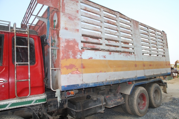 ขายรถบรรทุกสิบล้อด่วน