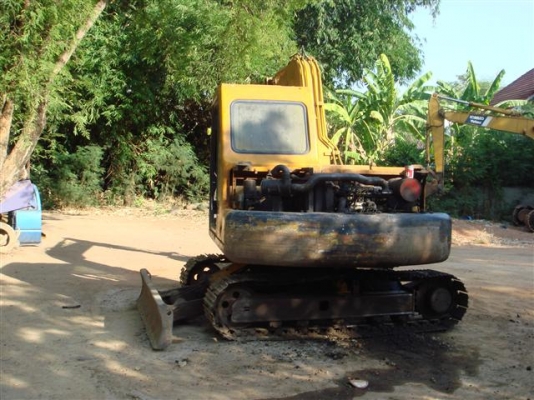 ขายรถแบ็คโฮ KOMATSU pc 60 - 7 ขายรถแบ็คโฮ KOMATSU pc 60 - 7