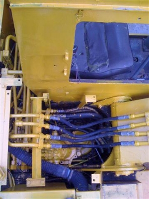 ขายรถแบ็คโฮล้อยาง KOMATSU 10-HW-2