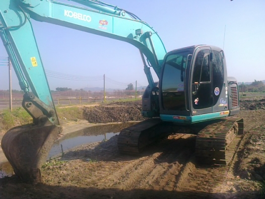 ขายรถแบคโฮ  KOBELCO   sk  135 รถสวยสภาพเก่านอกเอกสารพร้อม