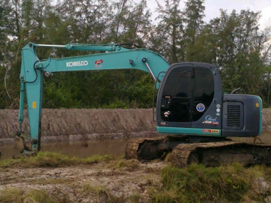 ขายรถแบคโฮ  KOBELCO   sk  135 รถสวยสภาพเก่านอกเอกสารพร้อม
