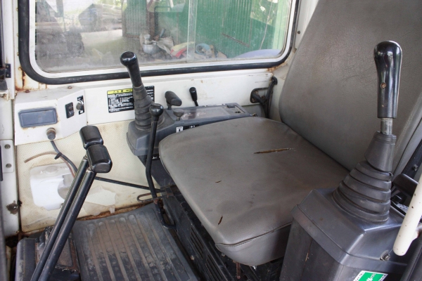 ขายแม็กโค MITSUBISHI MM30B (เทียบเท่า PC30) รถนำเข้าญี่ปุ่น สภาพพร้อมใช้งาน 086-7757900