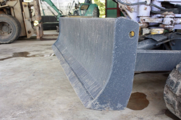 ขายแม็กโค MITSUBISHI MM30B (เทียบเท่า PC30) รถนำเข้าญี่ปุ่น สภาพพร้อมใช้งาน 086-7757900