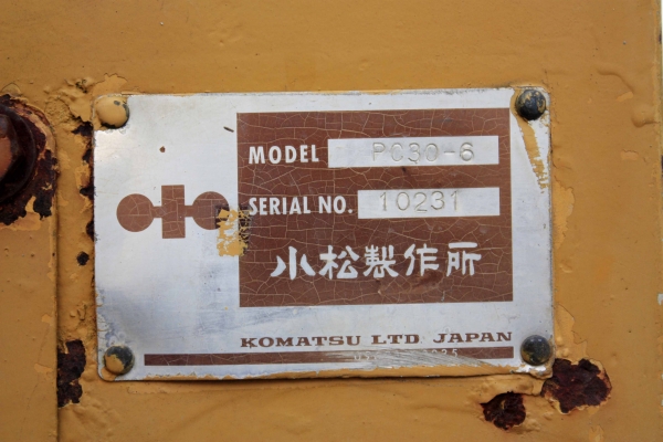 ขายแม็กโคร KOMATSU PC30-6 มือสองญี่ปุ่นแท้ๆ สภาพดี รถพร้อมใช้งาน 086-775-7900
