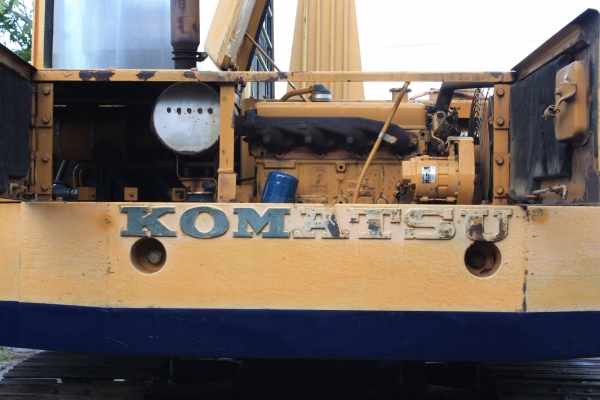 ขายแม็คโค KOMATSU PC60-2 นำเข้าจากญี่ปุ่น สภาพสวยมาก พร้อมใช้งาน 086-775-7900