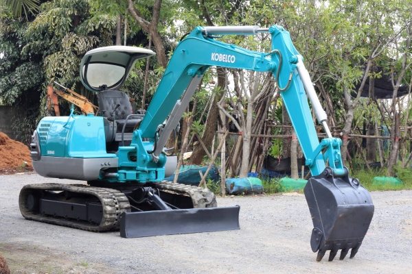 ขายแบคโฮ KOBELCO SK045 มือสองญี่ปุ่นแท้ ทำสีแล้ว สภาพดี รถพร้อมใช้งาน 086-775-7900