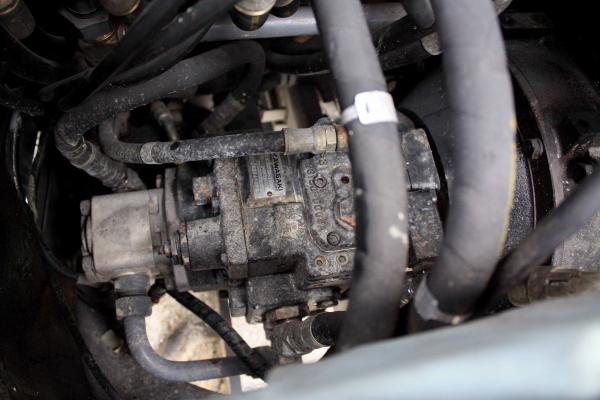 ขายแบคโฮ KOBELCO SK045 มือสองญี่ปุ่นแท้ ทำสีแล้ว สภาพดี รถพร้อมใช้งาน 086-775-7900