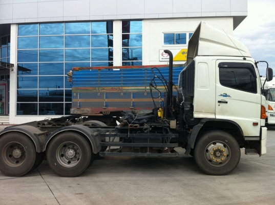 ขาย หัวลากhino mega 320  แรงม้า สภาพดี ยังใช้ปกติ