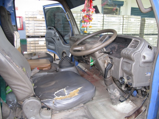 NPRหัวการ์ตูน120แรง-รถห้าง-