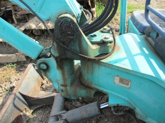 ขายไปซะแล้วสงสัยขายถูกไปไหมเนี้ยย KOMATSU PC 35R-8  avance รถขุด เก่านอก  เลยครับ  น้องร็อคจัดให้