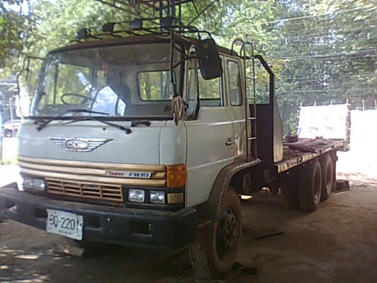 ขายเทเลอร์ลากแบคโฮ  2 เพลา เครื่อง EH700 ช่วงล่าง FUSO เกียร์ HO เบรคลมดัน วางหัว F18 ไม่มีเล่มทะเบียน