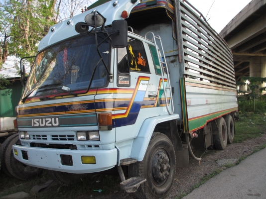 ขาย Rocky 10ล้อ 195แท้สวยๆ กระบะคอกสูงรถห้างมือเดียว