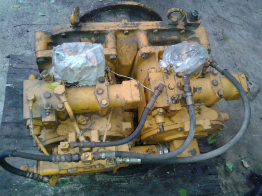 ขายปั้มแมคโค pc200รุ่น2 ซื้อมาไม่ได้ใช้ ขายปั้มแมคโค pc200รุ่น2 ซื้อมาไม่ได้ใช้