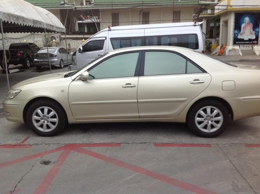 รถบ้านแท้ 100\% แคมรี่ปี 03 ไฟ้ฟ้าทั้งคัน รถบ้านแท้ 100\% แคมรี่ปี 03 ไฟ้ฟ้าทั้งคัน